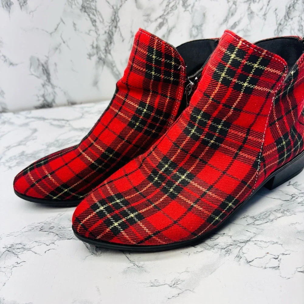 Red Plaid Tartan Lightweight Ankle Boots Side Zipper Size 6.5 / 37